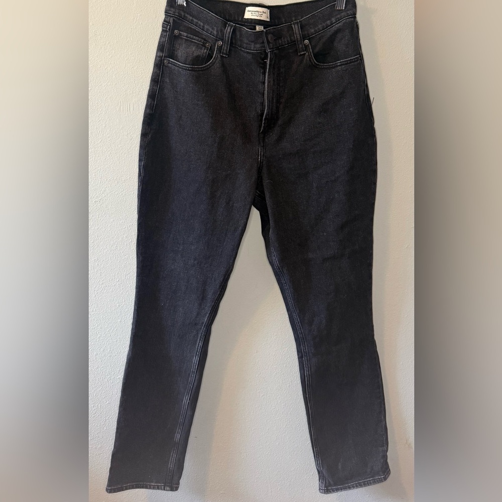 Abercrombie & Fitch Women's High Rise Straight leg Curve Love Black Jeans